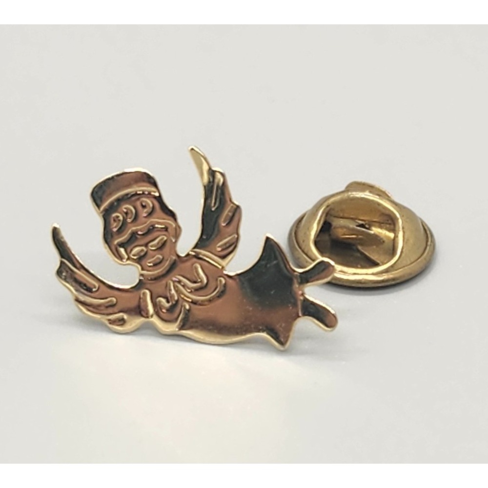 Vintage Gigi Giusti Flying Angel Lapel Pin Gold Tone Jewelry Angelic Theme